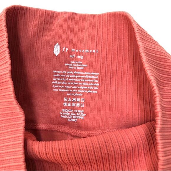 Free People Movement High Rise Good Karma Leggings Pomelo Size M/L - Picture 10 of 11